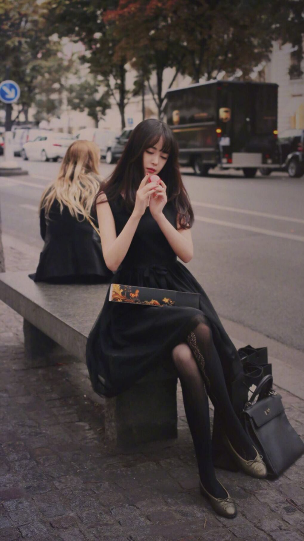 赛事期间的特色美食:台球文化的另一面,台球趣味比赛